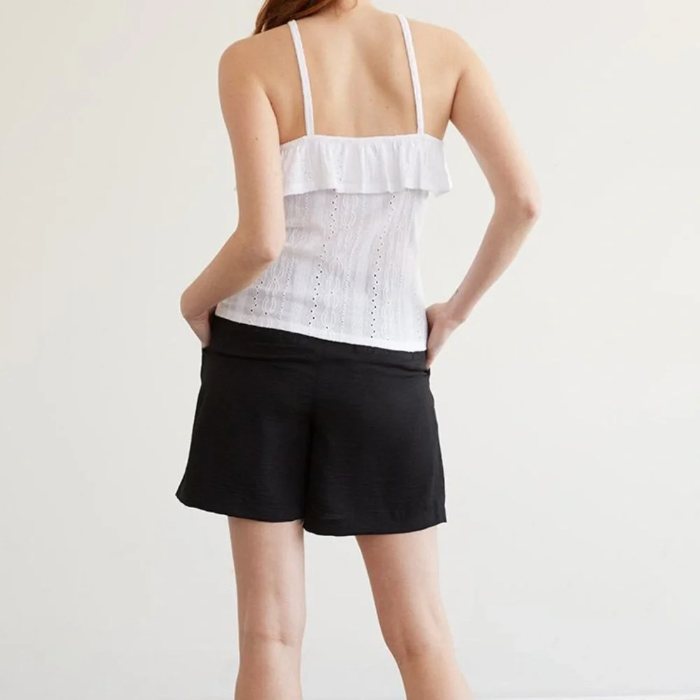 Black or White Halter Eyelet Tank - Picture 5 of 10